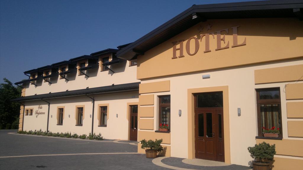 Hotel Diament - Zajazd U Przemka Zgierz Extérieur photo
